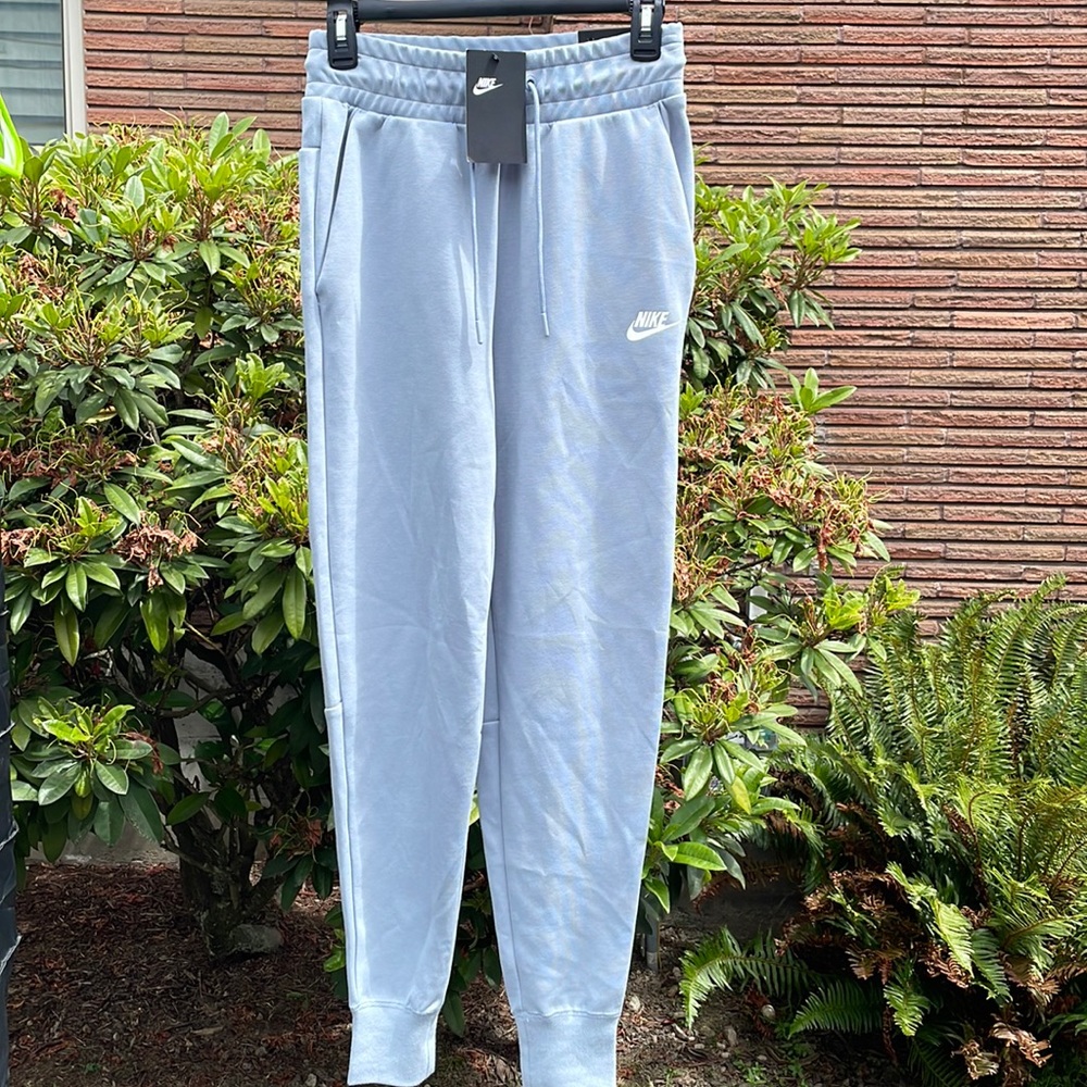 Womens Nike joggers XS